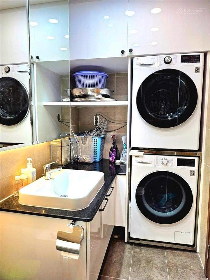Bán căn akari vip 121m2 3pn, 3wc, tầng cao, giá 6,5 tỷ