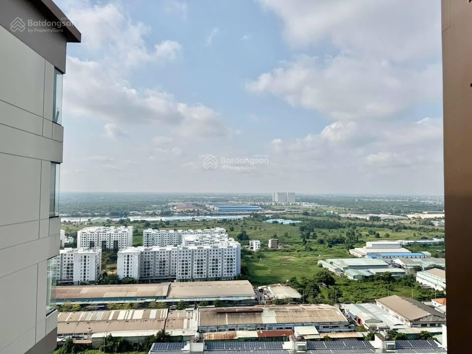 Bán căn akari 61m2 tầng cao view ngoại khu giá 3,6 tỷ sổ hồng