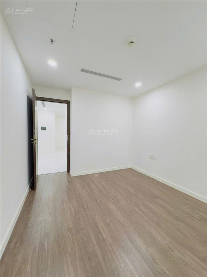Cho thuê vpđn sunshine sky city q7 | nhà trống ở / làm vp chỉ 9.5 tr/tháng