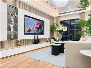 Căn hộ 3 phòng ngủ, gold mark city hồ tùng mậu. full nội thất cao cấp. sẵn sổ