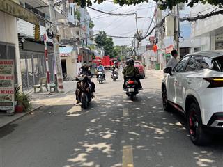 Nhỉnh 6 tỷ , 66m2 mặt tiền bùi quang là, ngay emart , 4 tầng xây mới ở ngay