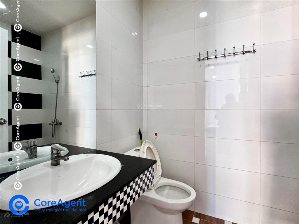 Studio full nội thất có ban công đón nắng diện tích phong rộng 35m2
