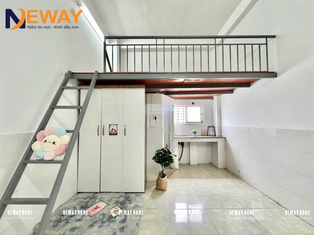 Dành cho sinh viên giá siêu rẻ mà phòng rộng rãi gác cao 2m phòng kèm tủ đồ tiện ra ql1a ,ltt