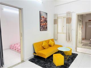 Phòng master 48m2  2pn  full nội thất  ban công lớn  thang máy  ngay cv lê thị riêng