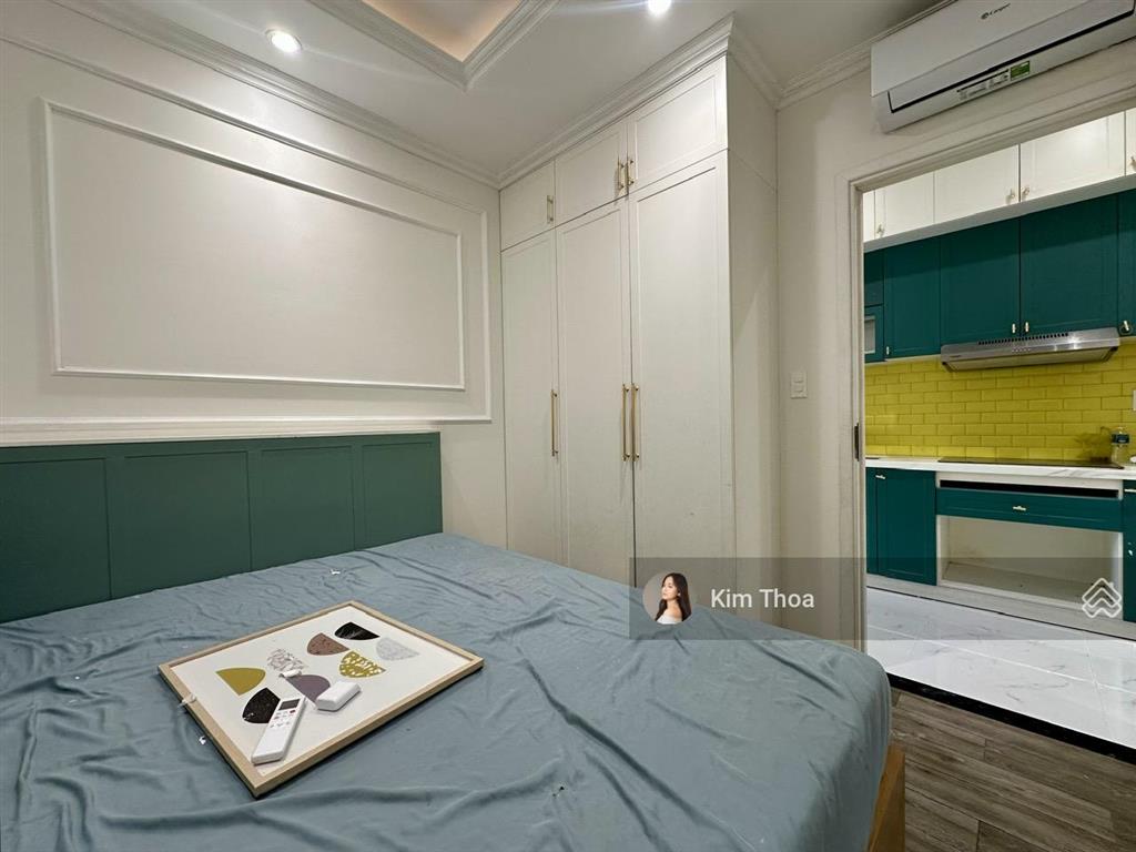 Căn hộ 2pn 1wc (55m2) có ban công, full nội thất ở vạn phúc, gần trường emasi, vào ngay. giá 12 tr