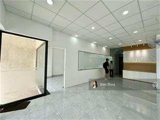 Tầng trệt 7x20m sẵn 1 phòng họp ở vạn phúc, đường 20m, có máy lạnh hầm để xe. giá rẻ chỉ 16 tr