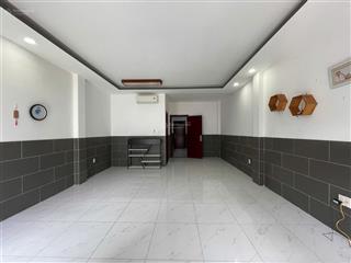 Văn phòng 35m2 có ban công ở vạn phúc, xuất vat, có t. máy, máy lạnh hầm xe, wc riêng. giá 7,5 tr