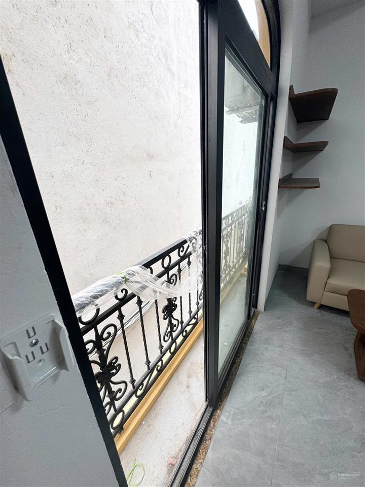 Chính chủ cho thuê căn hộ mini mới xây tại yên hòa đầy đủ nội thất thang máy