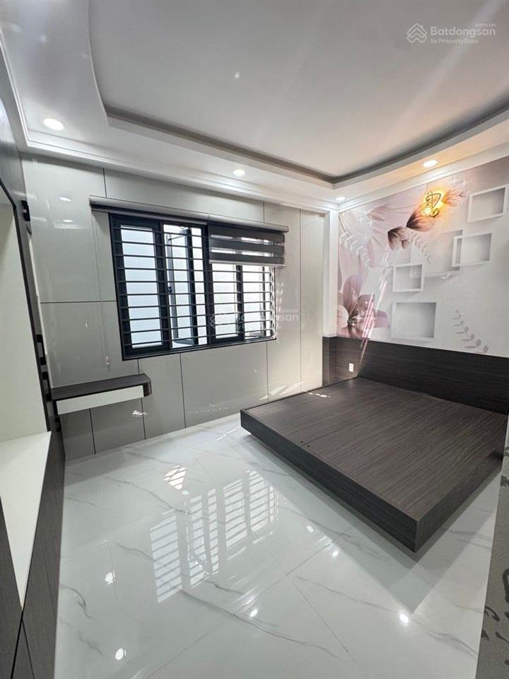 Bán nhà mới tinh xây 4 tấm hẻm 6m nguyễn triệu luật