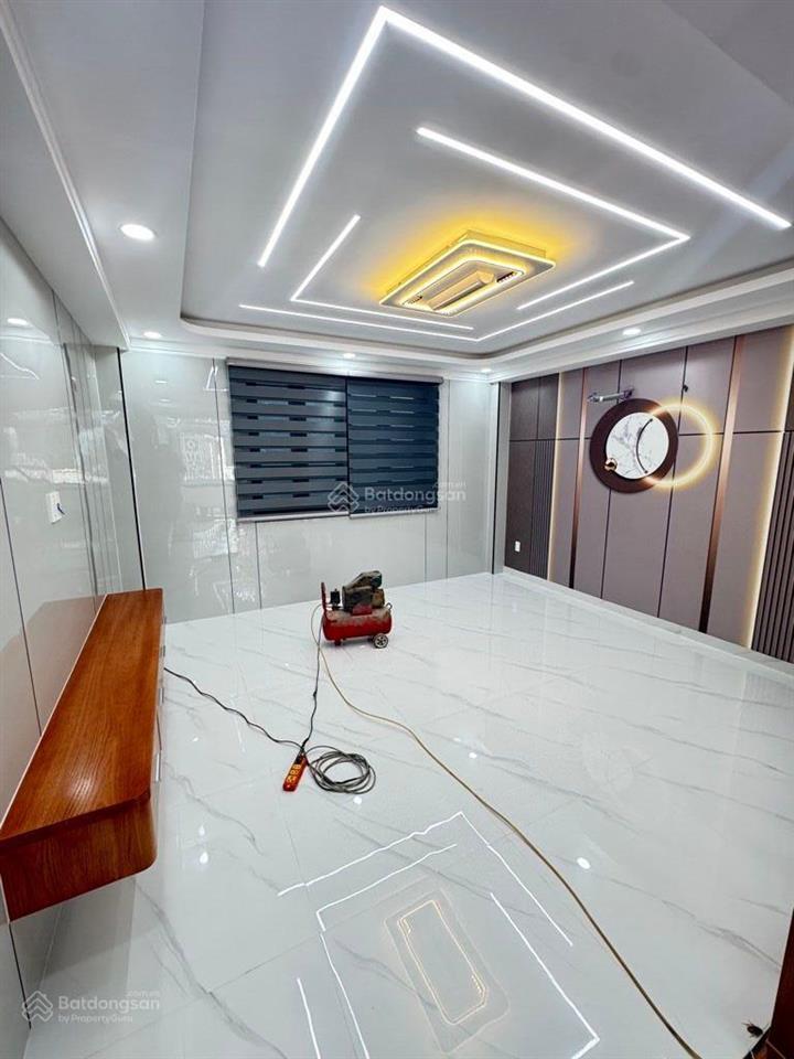 Bán nhà mới tinh xây 4 tấm hẻm 6m nguyễn triệu luật