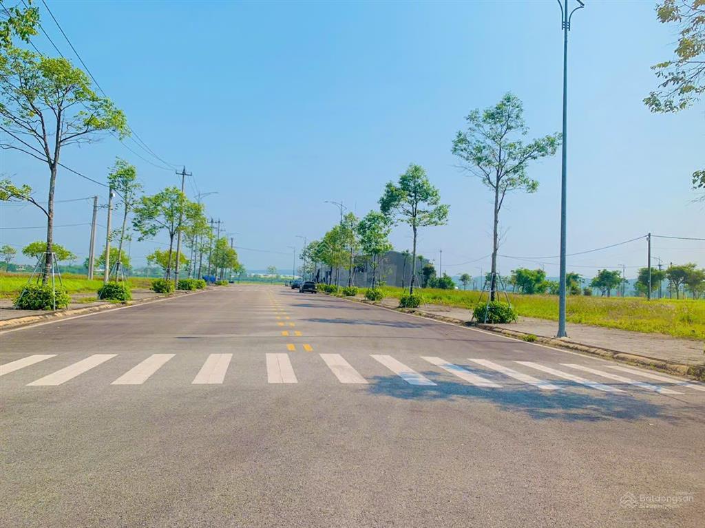 Bán đất nền dự án view đẹp tại khu dịch vụ hỗn hợp vsip quảng ngãi, 19 triệu / m2, 126 m2