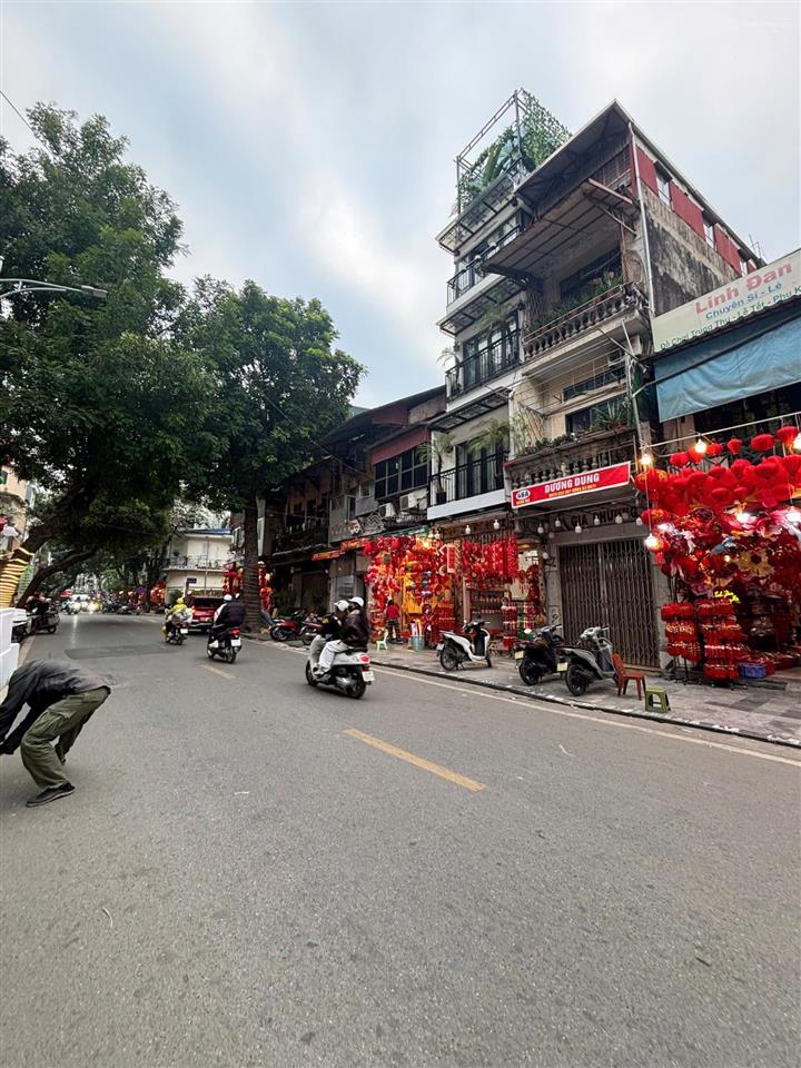 58 tỷ  mặt phố hàng mã, 55m2, 5 tầng, mặt tiền đẹp, vị trí hiếm, kinh doanh sầm uất ngày đêm