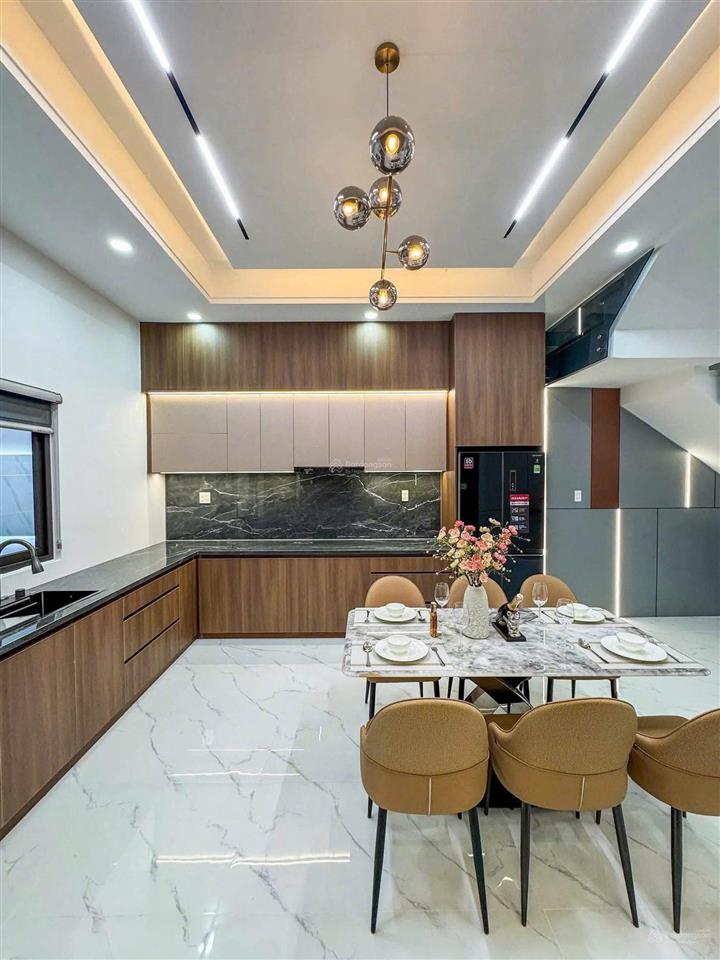 Nhanh mới kịp, nhà mới thống nhất p16, gò vấp 75m2 ( 5 x 15) 3 tầng, xe hơi tận cửa  giá 7.x tỷ