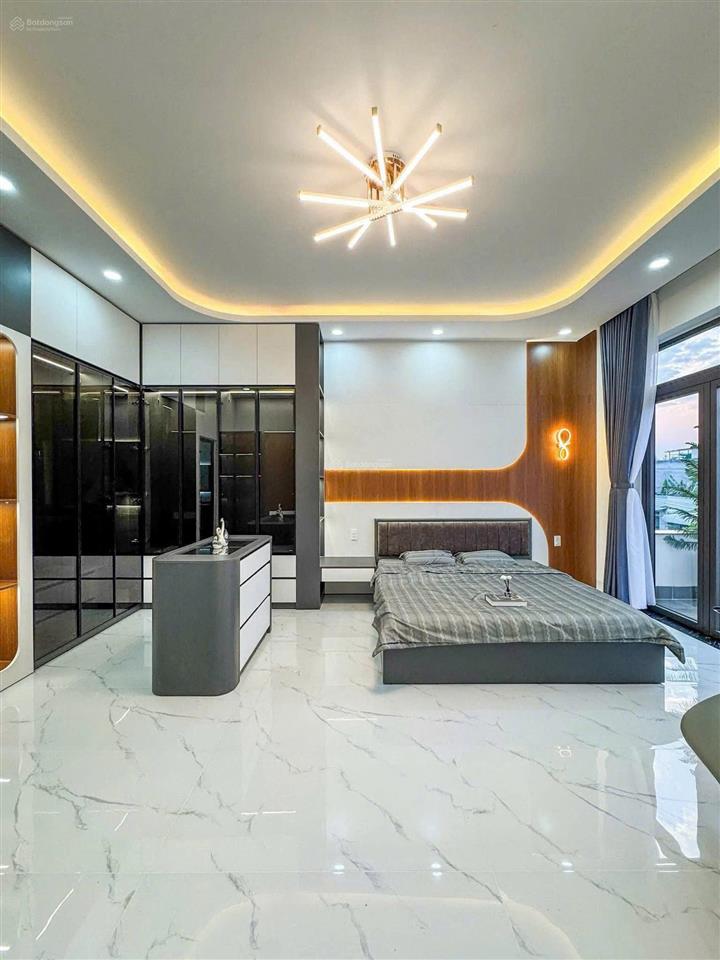 Nhanh mới kịp, nhà mới thống nhất p16, gò vấp 75m2 ( 5 x 15) 3 tầng, xe hơi tận cửa  giá 7.x tỷ