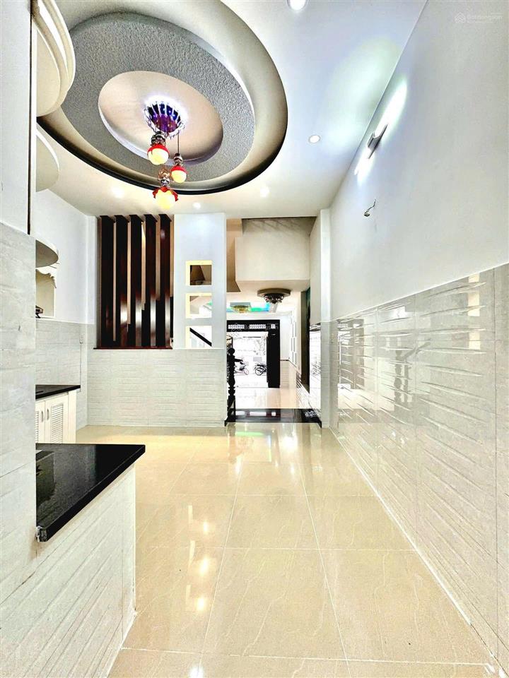 Khu vip đồng bộ sát cv làng hoa  60m2 ko lộ giới  xe hơi đỗ cửa  4 tầng, 5 pn giá chỉ 7.x tỷ tl