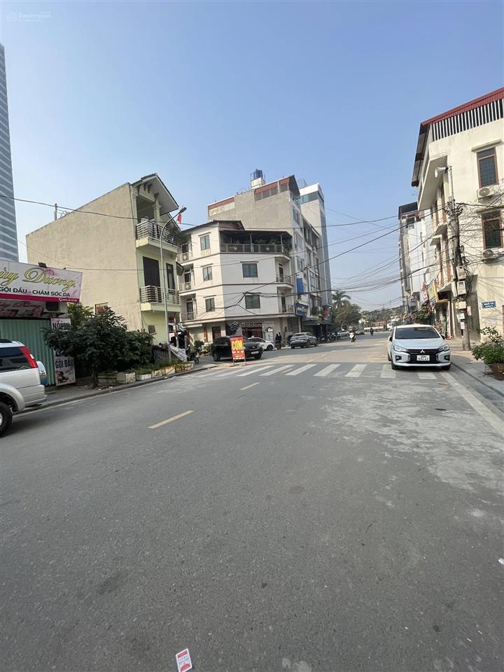 Bán nhà hiếm  vị trí vàng gần chung cư intracom vĩnh thanh chân cầu nhật tân