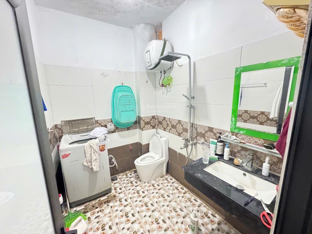 Nhà 3 tầng xây khung bê tông đẹp ngõ thông ngọc chi, vĩnh thanh ngay chân cầu nhật tân hơn 7 tỷ