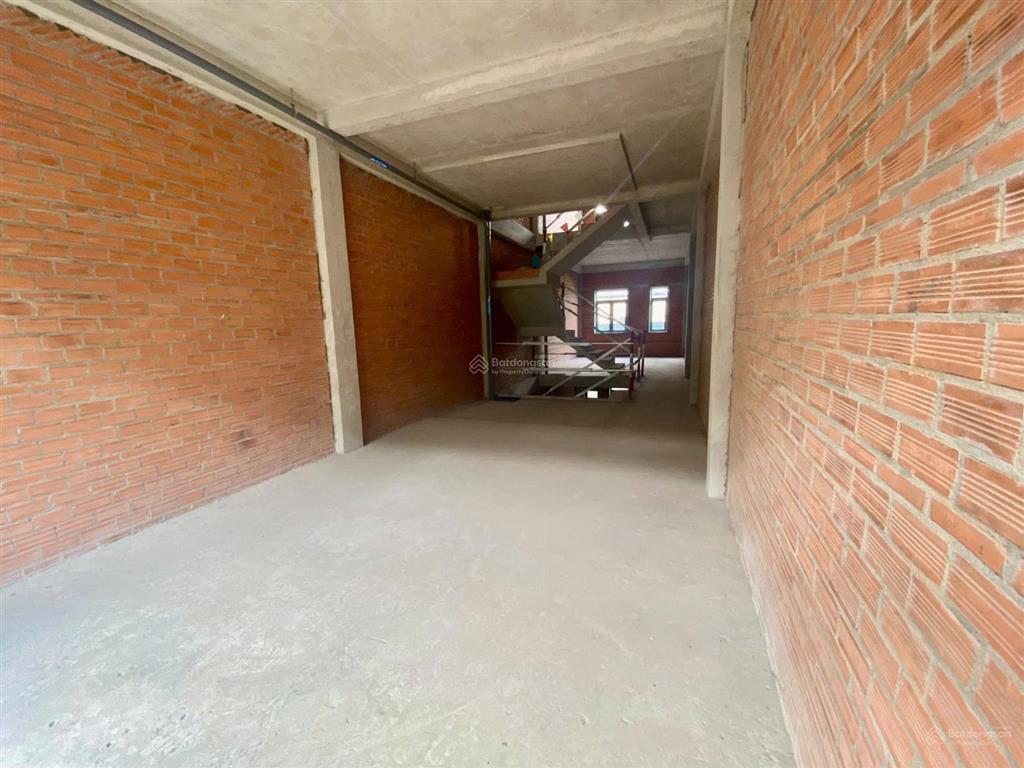 Bán nhà phố thương mại bcons uni valley dĩ an  4 tầng  243m2  giá nhỉnh 10 tỷ