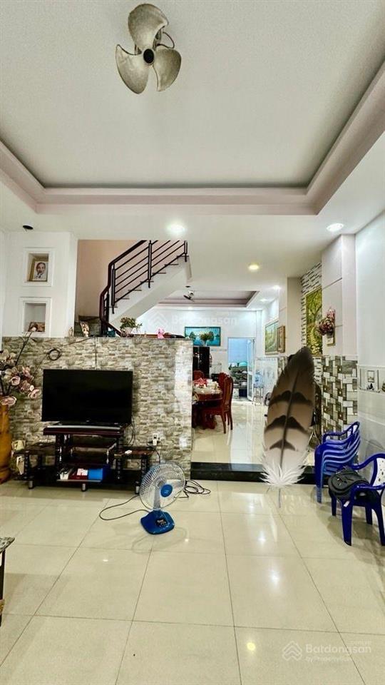 Nhà 3 tầng đường phạm văn sáng, xã bà điểm , hóc môn, đường 10m, dt(5x15)75m2