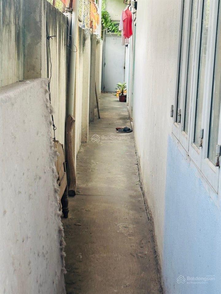 Nhà 2 tầng đường xuân thới sơn 24c, xã xuân thới sơn, hóc môn, đường 8m, dt(5x26)130m2