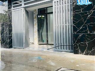 Nhà cấp 4, đường quang trung , xã trung chánh , hóc môn, hẻm ôtô, dt(5.5x20)110m2. vào ở ngay