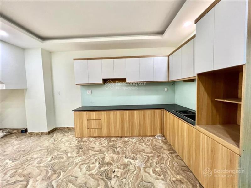 Bán nr 4pn, 5wc, 63,2m2 tại hà huy giáp, 5,75 tỷ, giá tốt bao đẹp