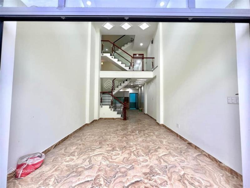 Bán nr 4pn, 5wc, 63,2m2 tại hà huy giáp, 5,75 tỷ, giá tốt bao đẹp