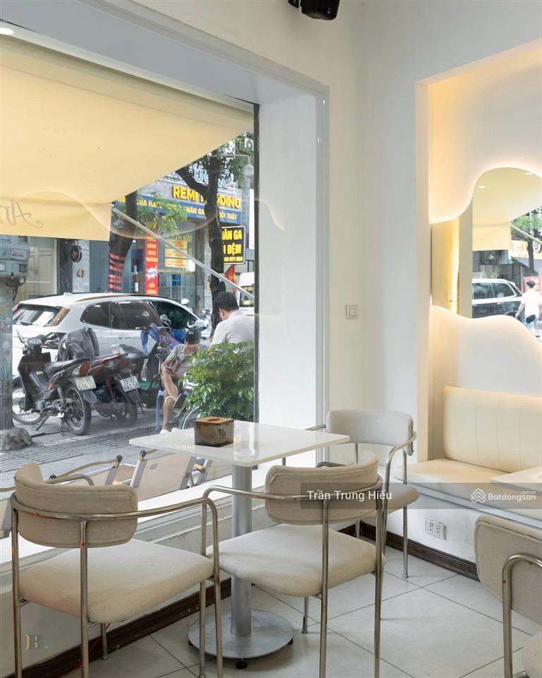 Cho thuê nhà mặt phố xã đàn, rất đẹp, 100m2, mặt tiền 7,4m, riêng biệt không chung chủ,giá hợp lý