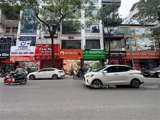 Cho thuê nhà mặt phố cầu đông, nhà khá mới, 110m2x2tầng+60m2, mặt tiền 4,8m,thang máy, sạch sẽ