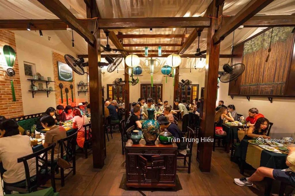Nhà đẹp !! cho thuê nhà mặt phố phan chu trinh,diện tích sử dụng 200m2 có hầm 150m2, mặt tiền13m