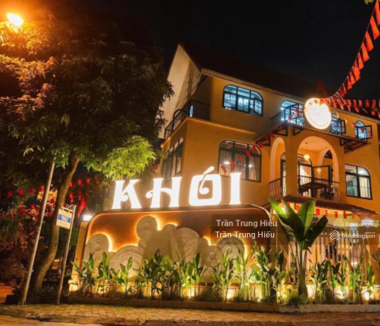 Vip! cho thuê nhà mặt phố nguyễn khánh toàn, 280m2x4 tầng, mặt tiền 28m, có sân vườn cực đẹp