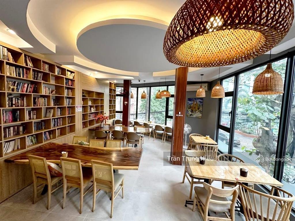Cho thuê siêu phẩm khu đô thị mới đại kim,diện tích 115m2,mặt tiền 15m lô góc,không phí môi giới