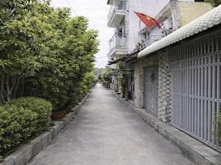 4,3 tỷ có ngay nhà 3 tầng view hồ  ql50