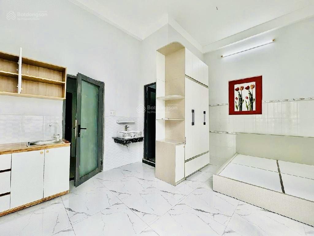 Siêu phẩm bùi minh trực q8  6 x 10m nở hậu tài lộc 7m  chỉ 6 tỷ