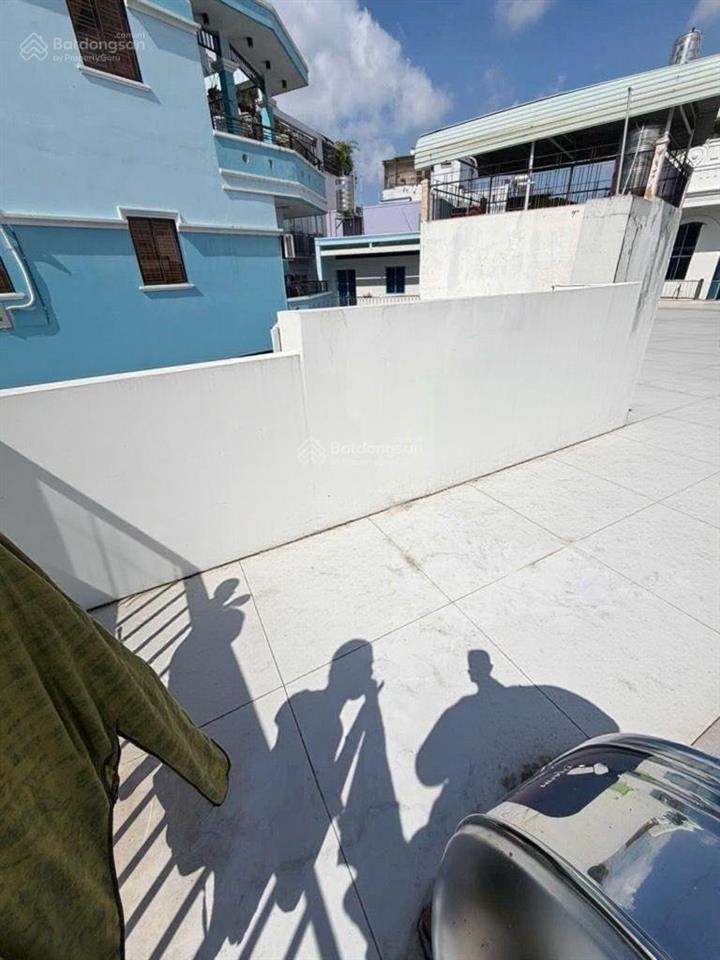 B.án hưng phú nhà kiên cố nhỉnh 2 tỷ chốt nhanh