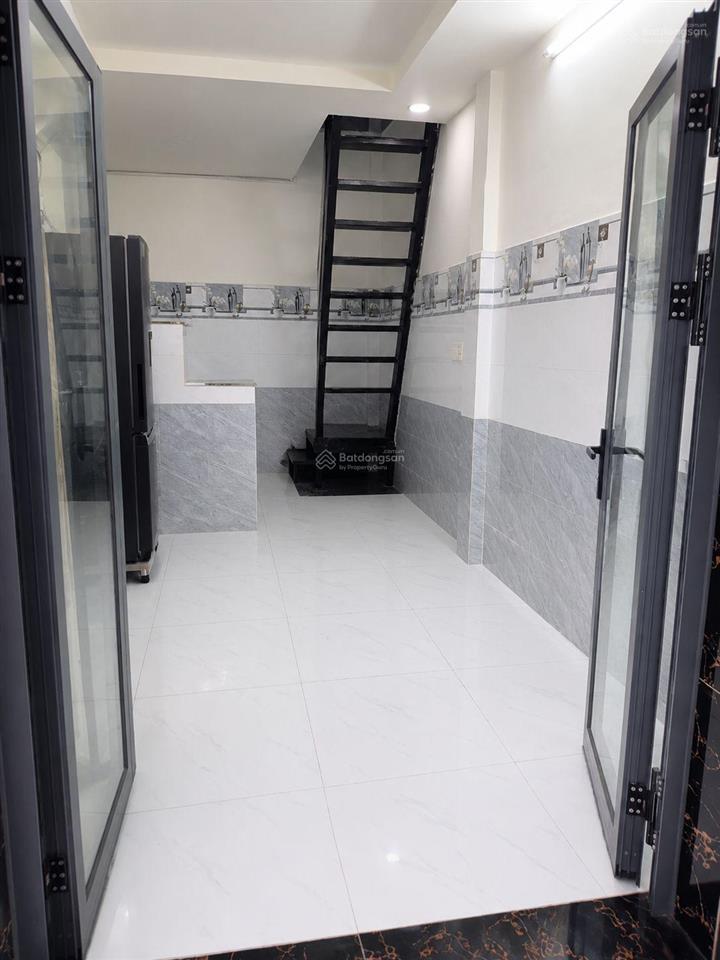 Nhà phố 3 tầng sát âu dương lân chỉ 2.3 tỷ, hiếm trong tầm giá