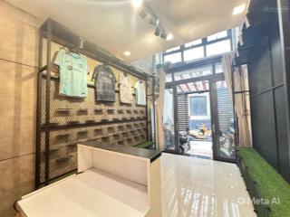 Sát quận 1 ngay dạ nam nguyễn thị tần, q8. dtsd 160m2 nhà đẹp 5 tầng btct hẻm xe hơi