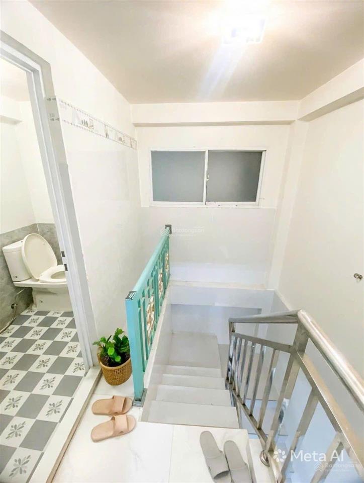 Nhà đẹp 3 tầng phong phú, quận 8! 21m2, 2pn 2wc giáp quận 5 giá mới chỉ 3,5 tỷ