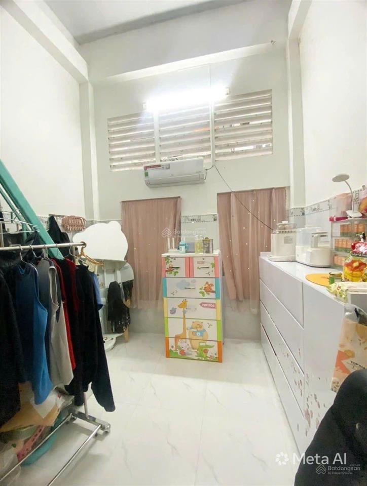 Nhà đẹp 3 tầng phong phú, quận 8! 21m2, 2pn 2wc giáp quận 5 giá mới chỉ 3,5 tỷ
