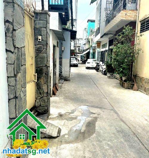 Chỉ 3,1 tỷ cmt8 (q10 cũ) nhà mới ở ngay  gần hẻm xe hơi 2 tầng 2pn 2wc