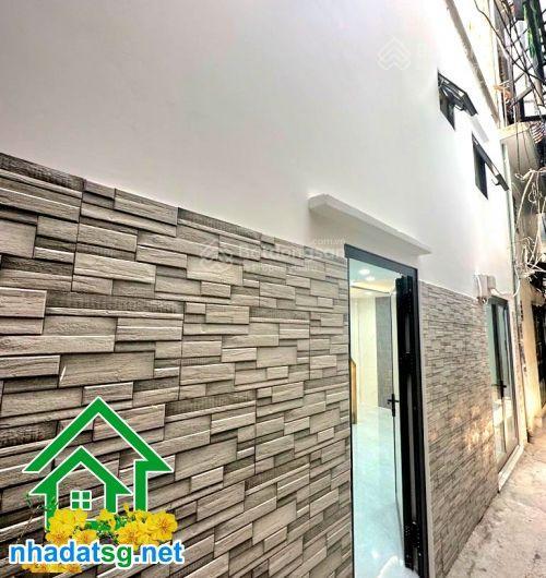 Chỉ 3,1 tỷ cmt8 (q10 cũ) nhà mới ở ngay  gần hẻm xe hơi 2 tầng 2pn 2wc