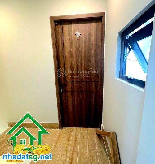 Chỉ 3,1 tỷ cmt8 (q10 cũ) nhà mới ở ngay  gần hẻm xe hơi 2 tầng 2pn 2wc