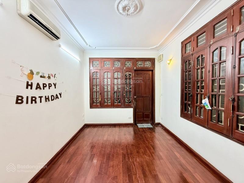 Bán nhà phố đại la 43m2*4 tầng, mt 3.5m, giá 13.8 tỷ