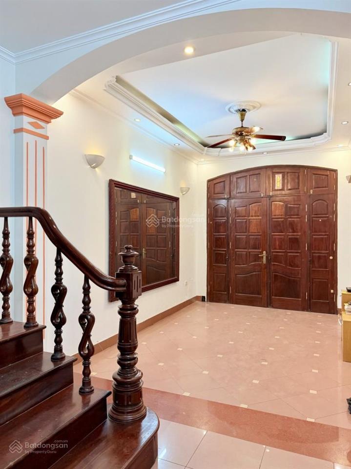 Bán nhà phố đại la 43m2*4 tầng, mt 3.5m, giá 13.8 tỷ