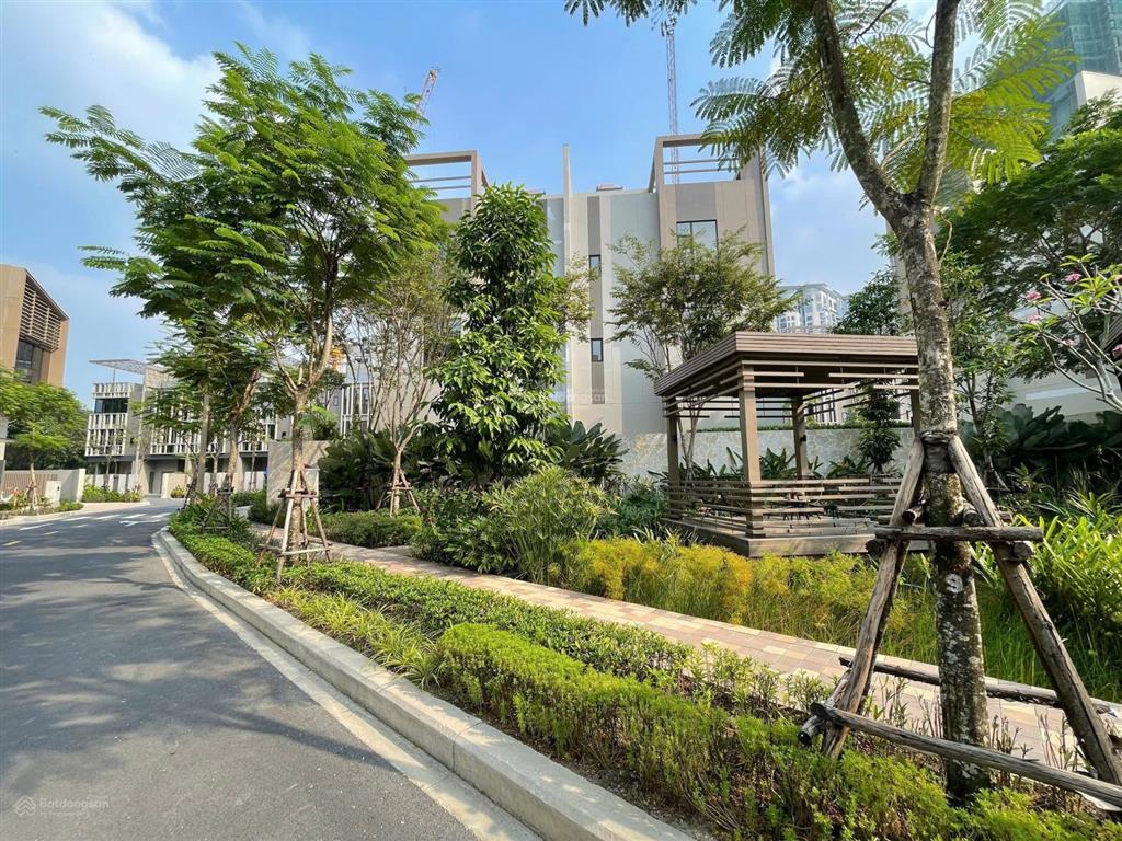 Cho thuê biệt thự song lập mới hoàn thiện nội thất cơ bản giá thuê 38tr/tháng