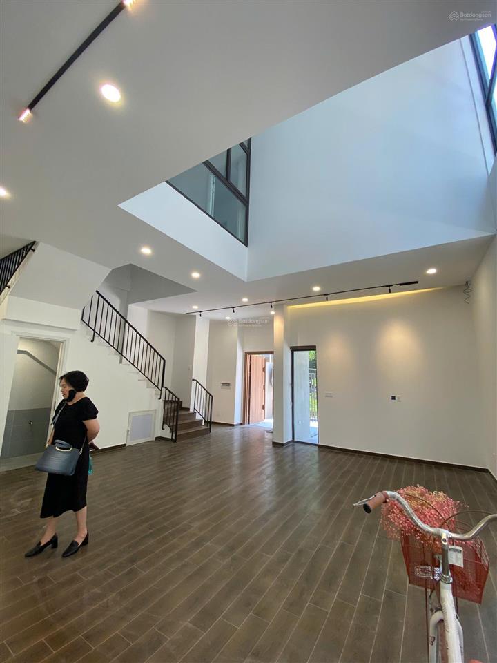 Cho thuê biệt thự song lập mới hoàn thiện nội thất cơ bản giá thuê 38tr/tháng