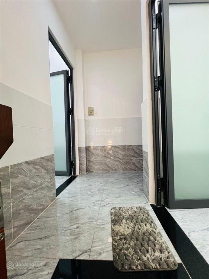 Bán nhà mới đẹp 1 trệt 1 lầu 48m2 sổ riêng hẻm 60 lâm văn bền 3 mặt tiền