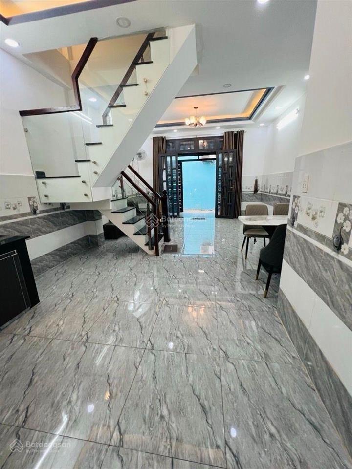 Bán nhà mới đẹp 1 trệt 1 lầu 48m2 sổ riêng hẻm 60 lâm văn bền 3 mặt tiền