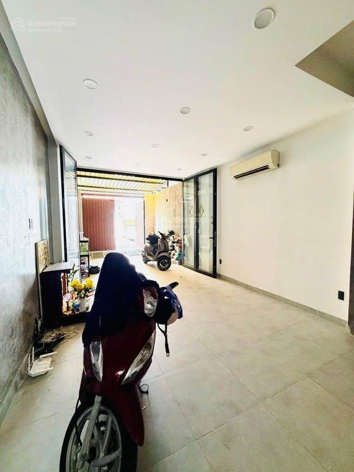 Ngay aeon tân phú  đường 8m thông  sẵn dòng tiền  90m nở hậu nhỉnh 8