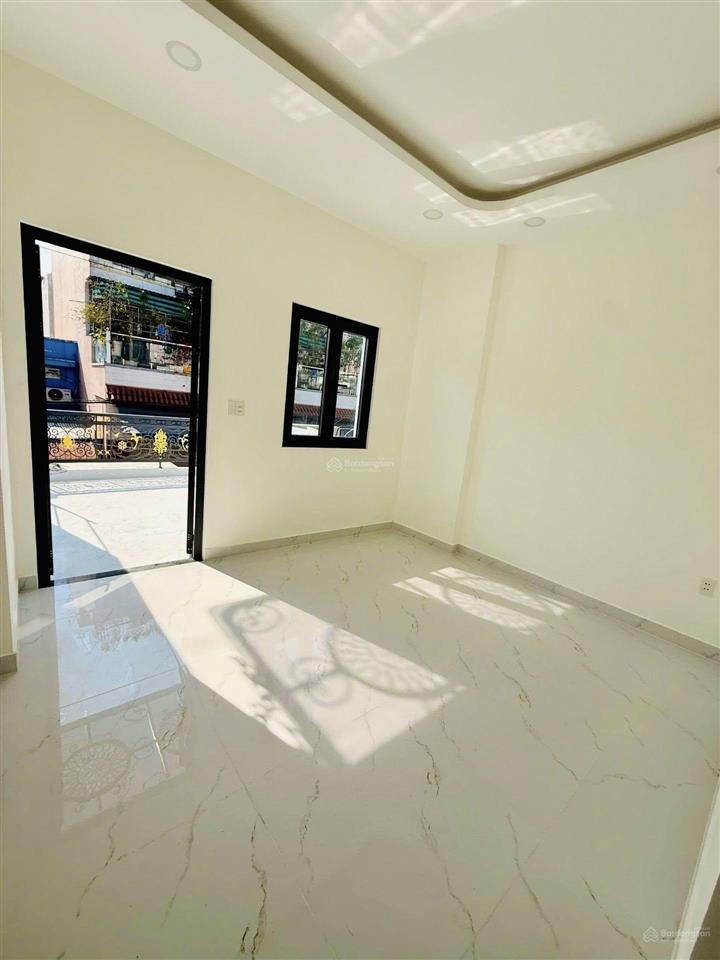 Ngay chợ gò xoài  nhà mặt tiền mới 3 tầng  sổ hồng 2026  chỉ 5.x tỷ